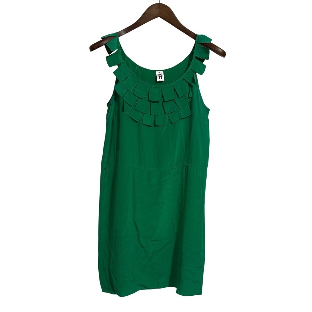 A New York Dress Womens M Tiered Layered Neckline Green 100% Silk Lightweight - Picture 3 of 8